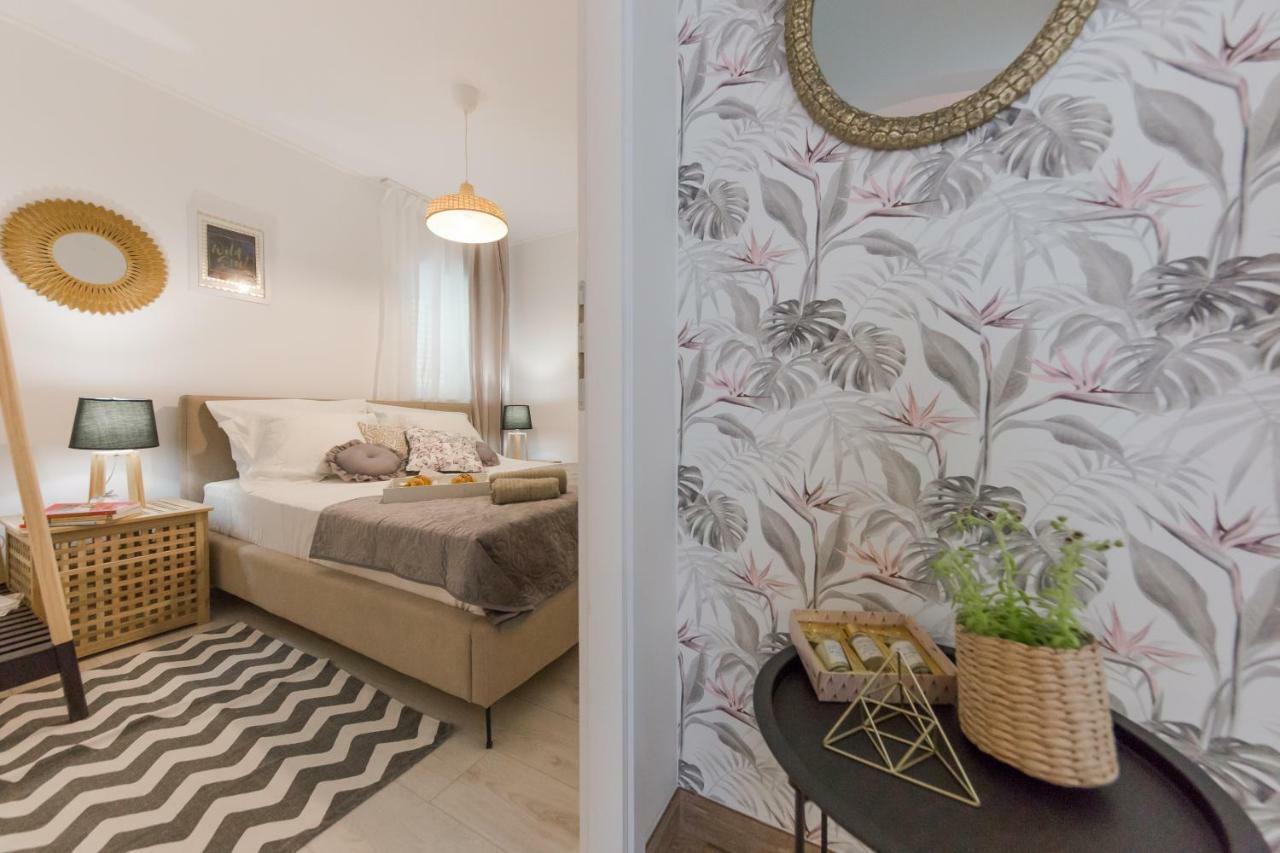 Apartment Lara Трогир Екстериор снимка